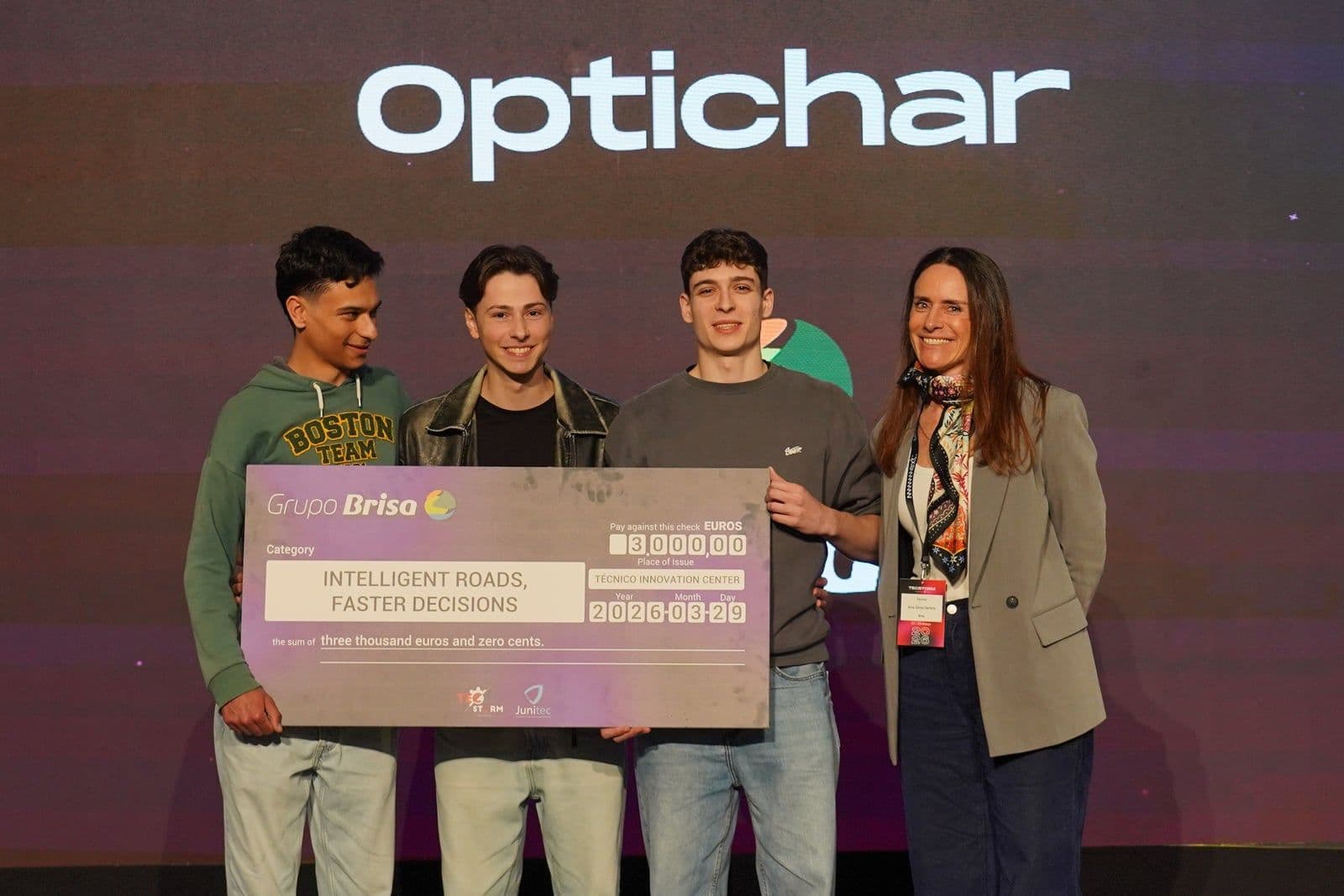 Optichar